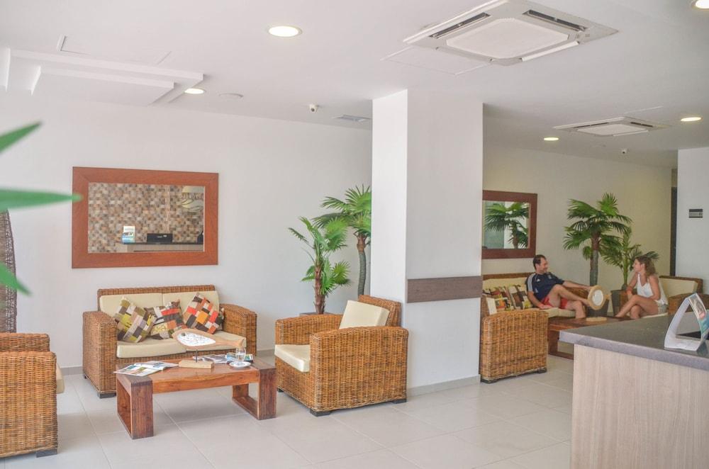 Portobelo Plaza De Americas Hotel