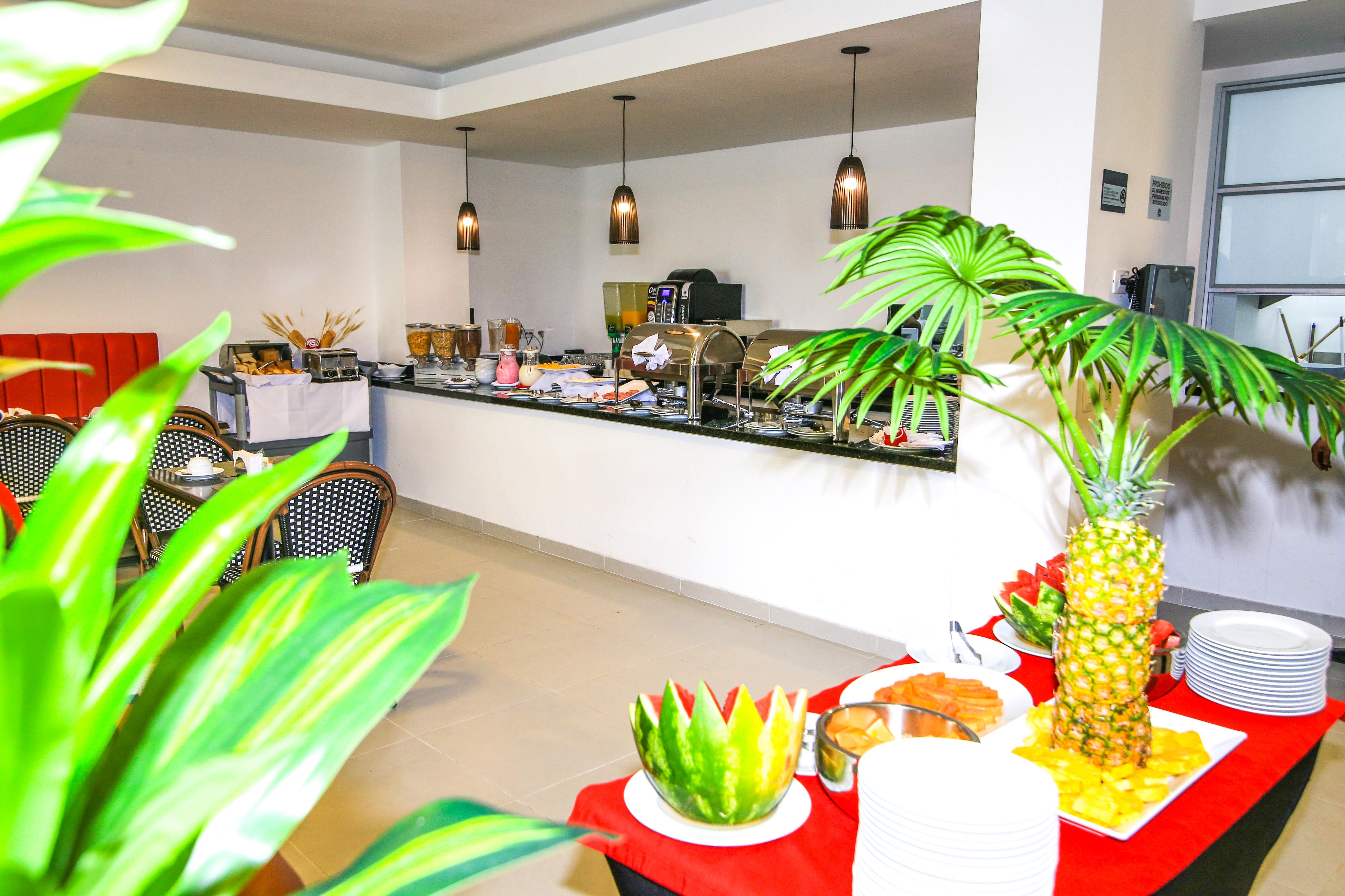 Hotel Portobelo Plaza De Americas