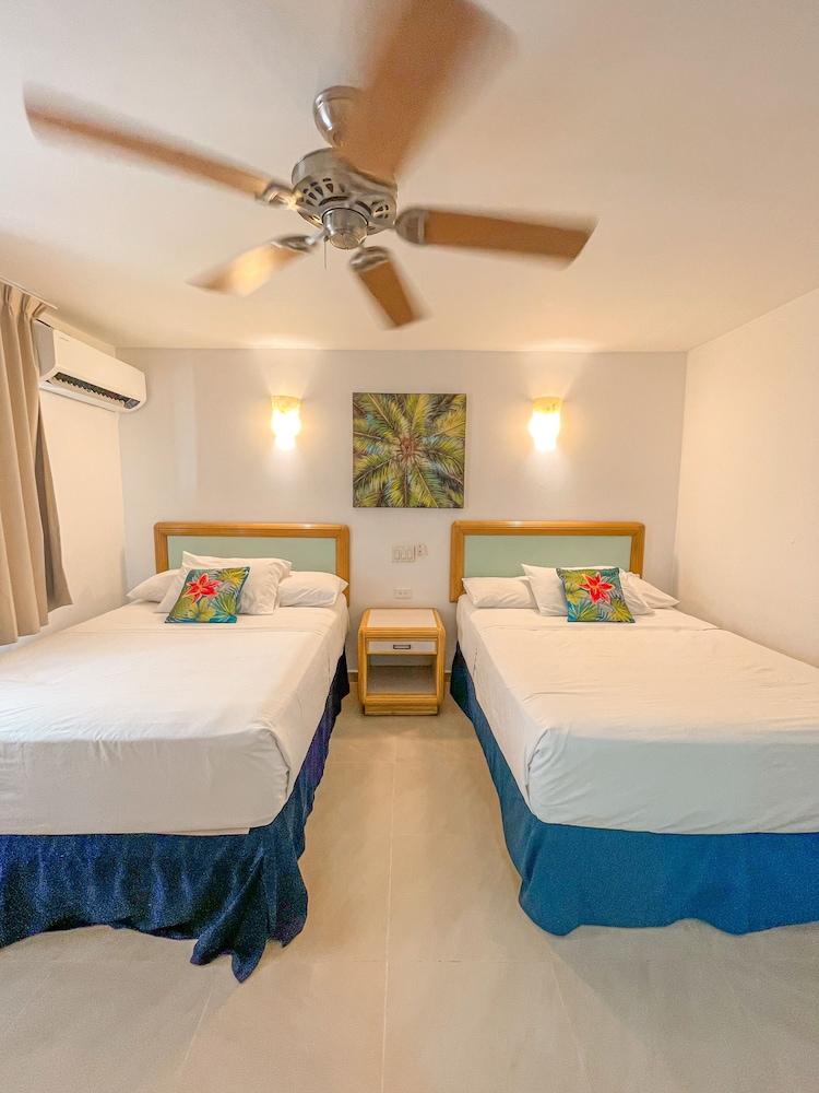 Cocoplum Hotel 4*
