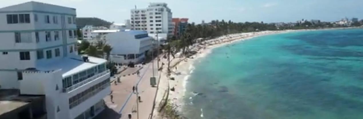 Apartamento Pequeno Frente A La Playa Principal * San Andres (San Andres and Providencia Islands)