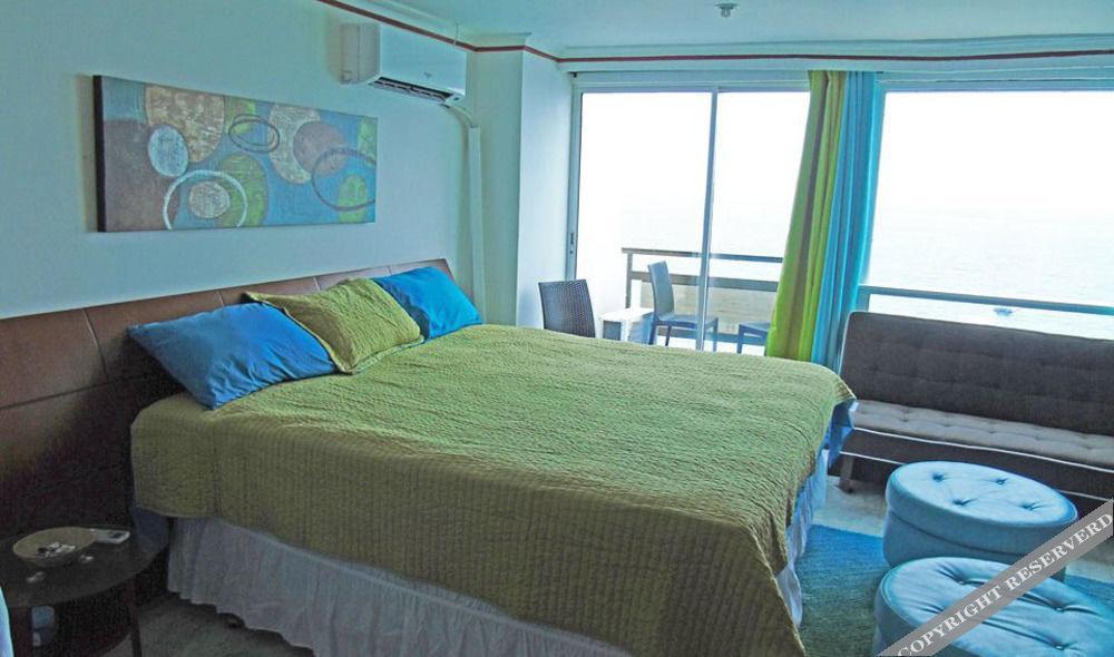 Kristhal Plaza Apartamento