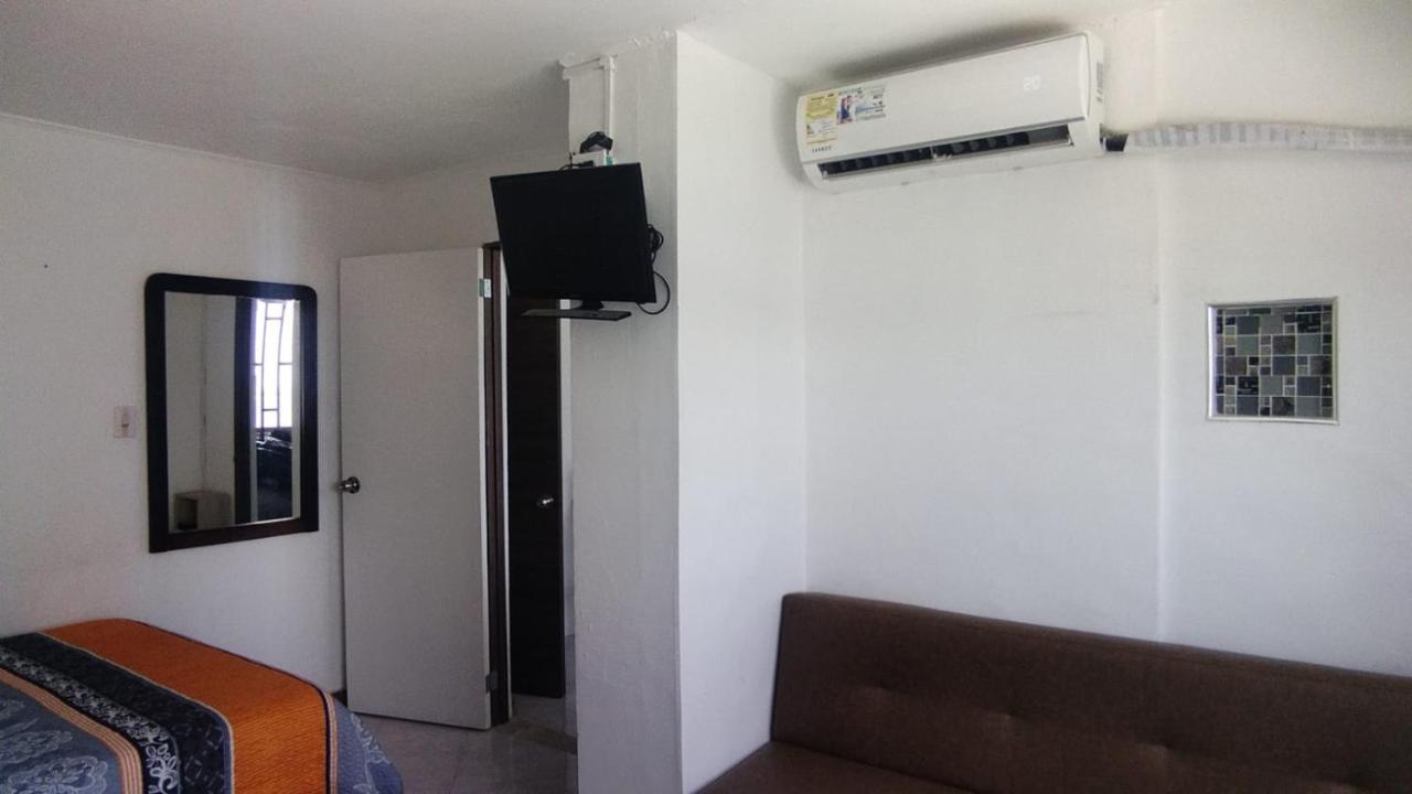 Apartamento Ubicado Frente A La Playa Principal *