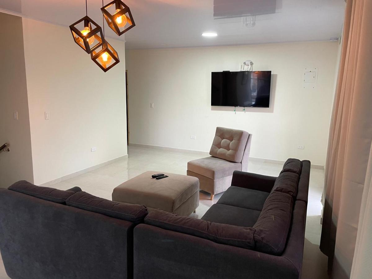 Alka's Paradise And Bed and breakfast