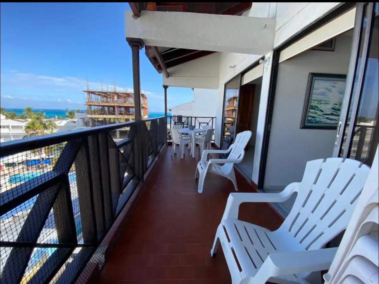 Classy Reef Alado De La Playa Apartamento *