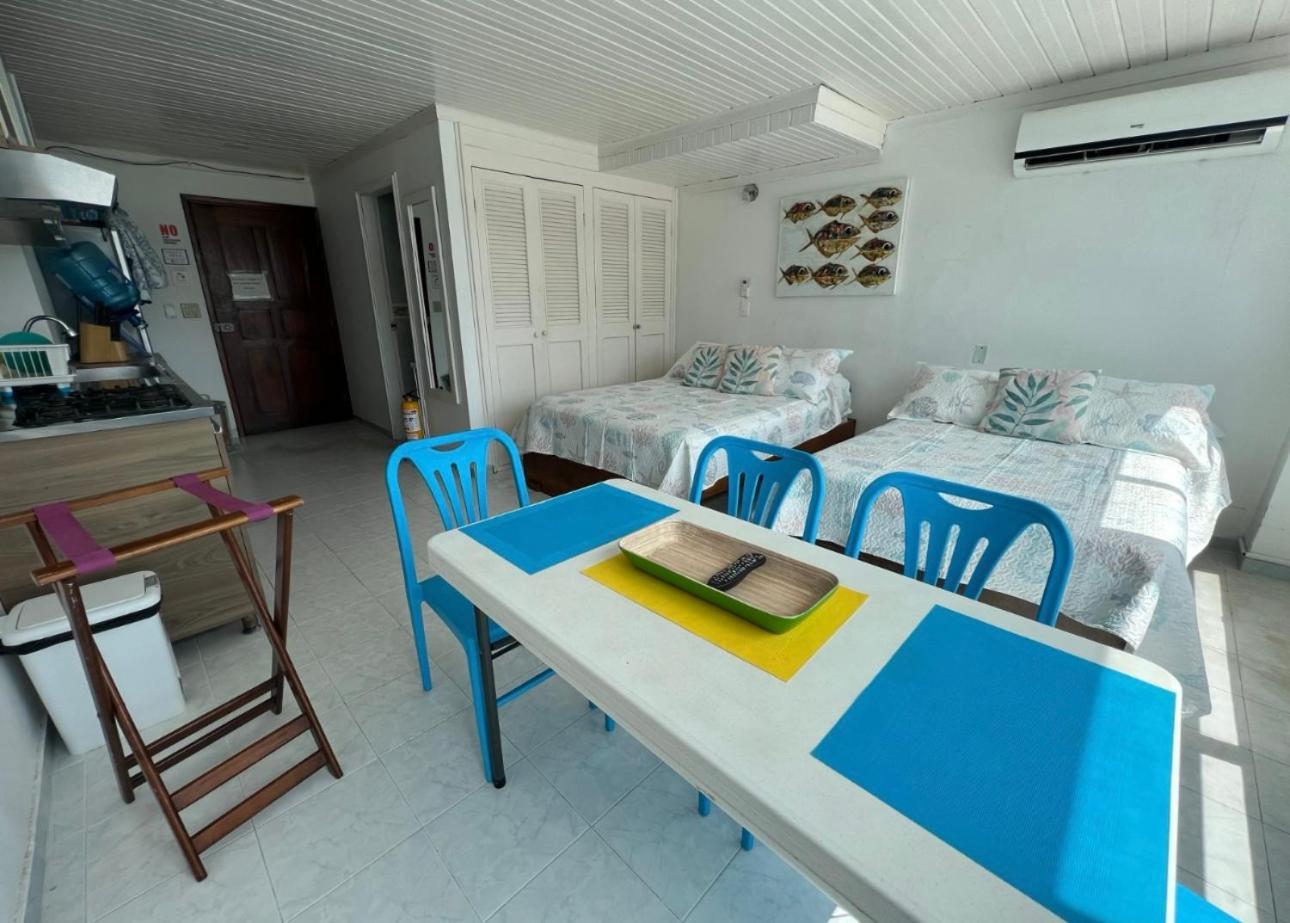 En Bahia Fragata Unas Cuadras De La Playa Apartamento San Andrés