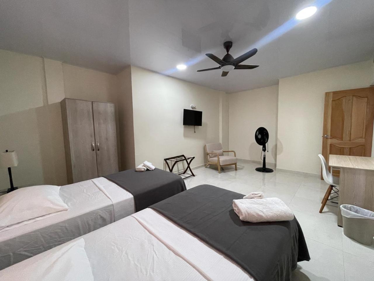 Alka's Paradise And Bed and breakfast