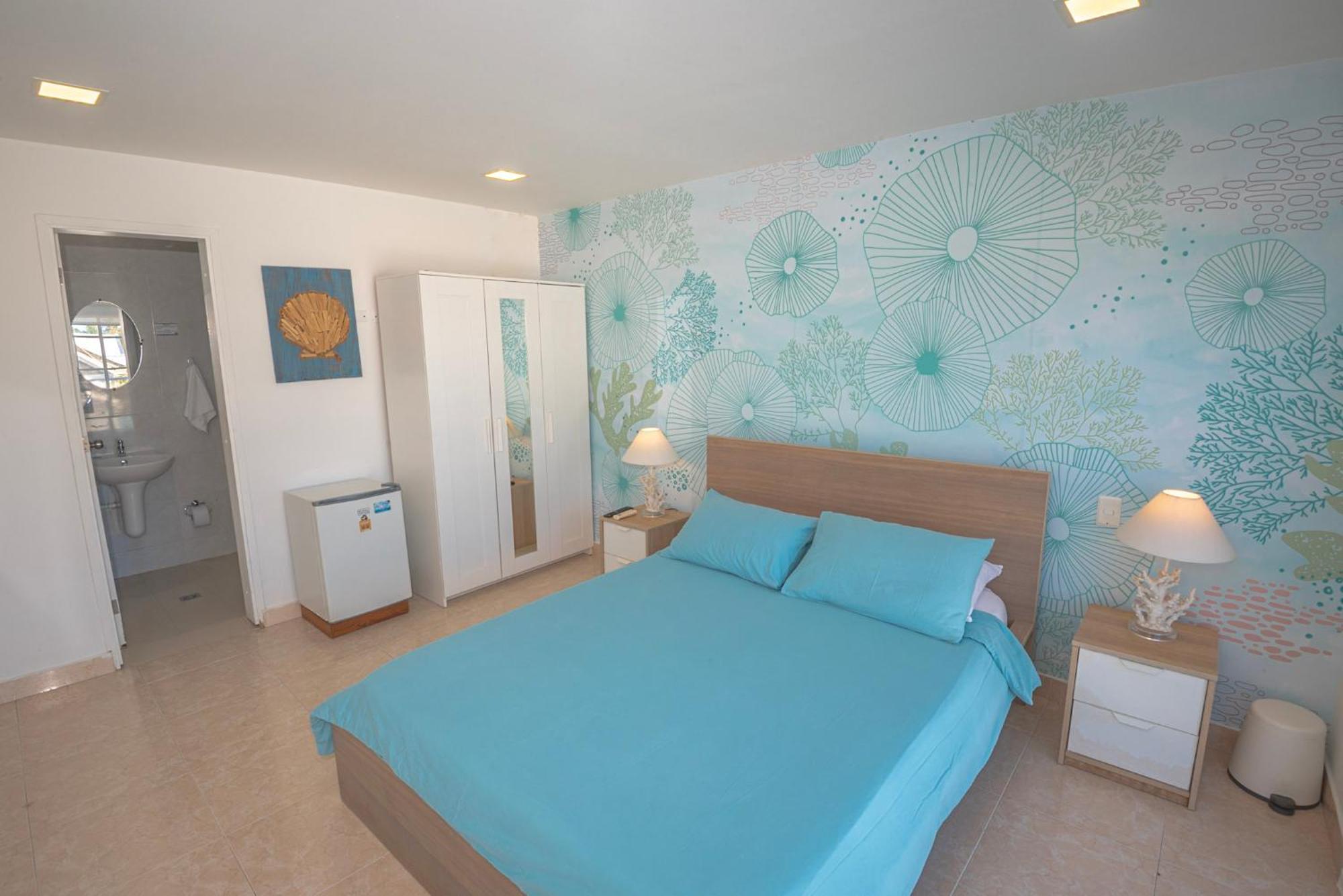 Bed and breakfast By The Sea *
