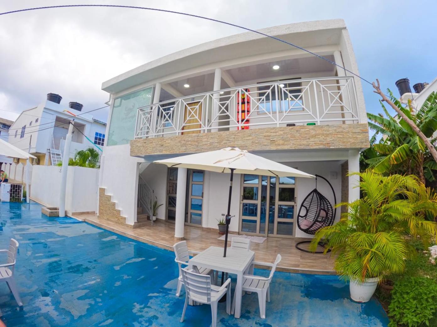 Sea Crab Hostel-sarie Bay Inn