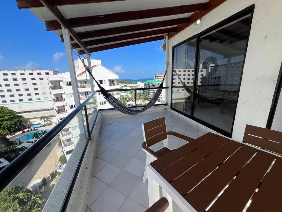 Penthouse Con Vista Al Mar Y Balcon Apartamento San Andrés