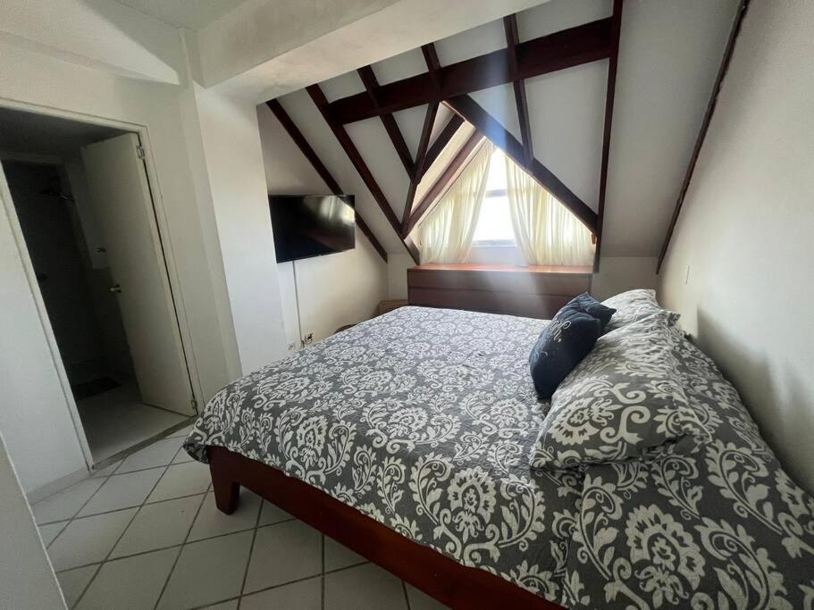 Penthouse Con Vista Al Mar Y Balcon * San Andrés