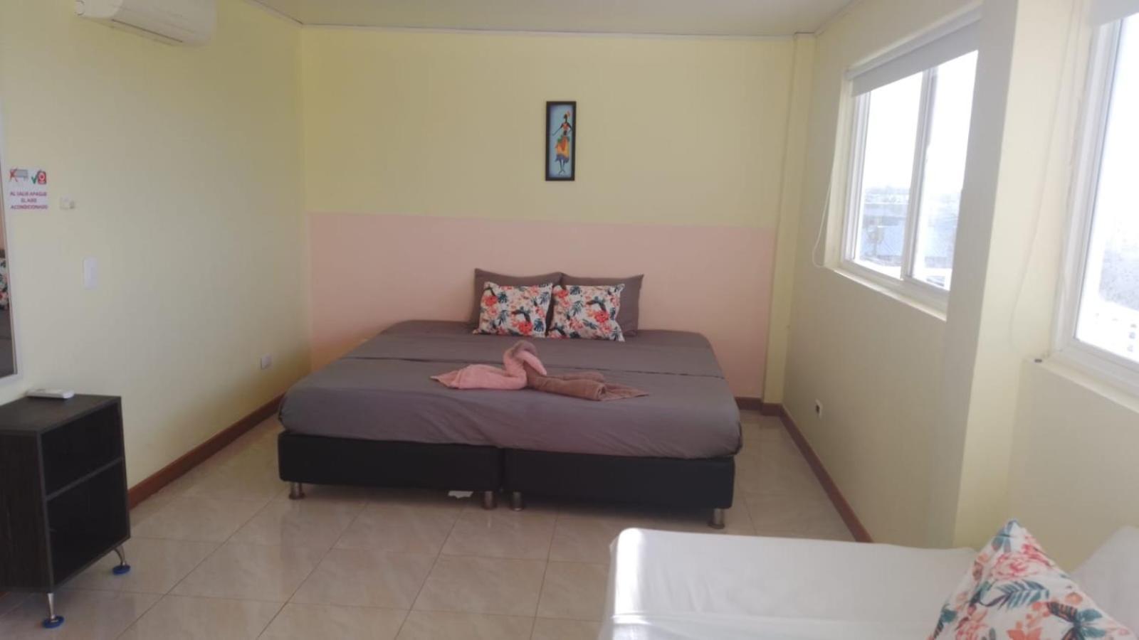 Victoria's Gennie Bay Village 2*