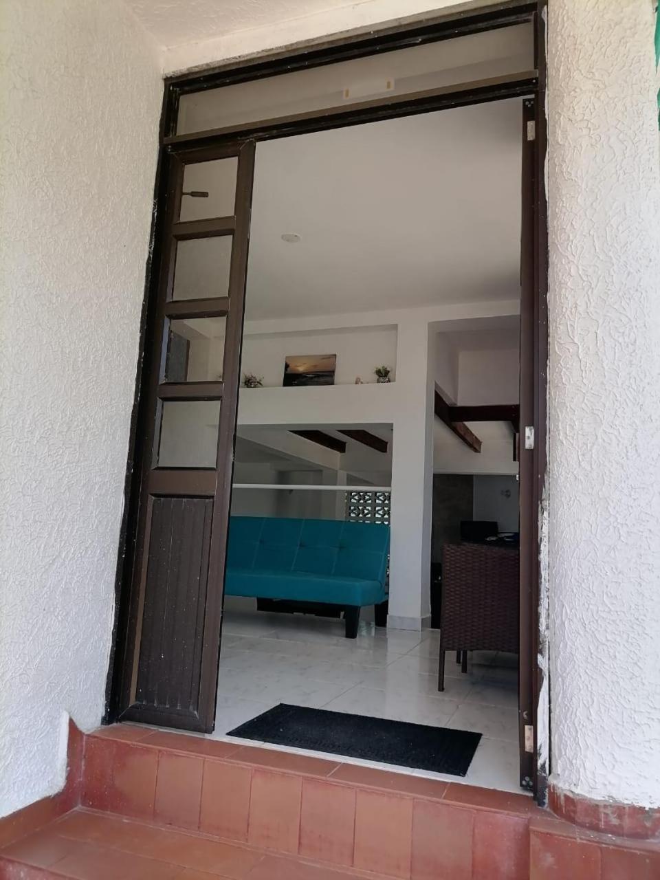 Hummingbird House San Andrés