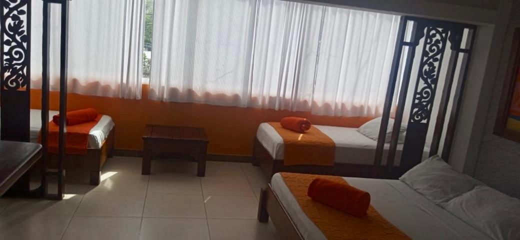 La De Lulu Hotel 2*