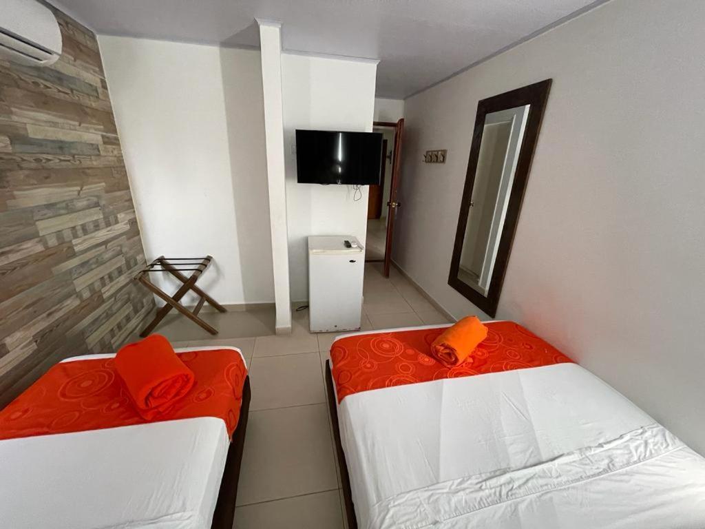 Hotel La De Lulu 2*