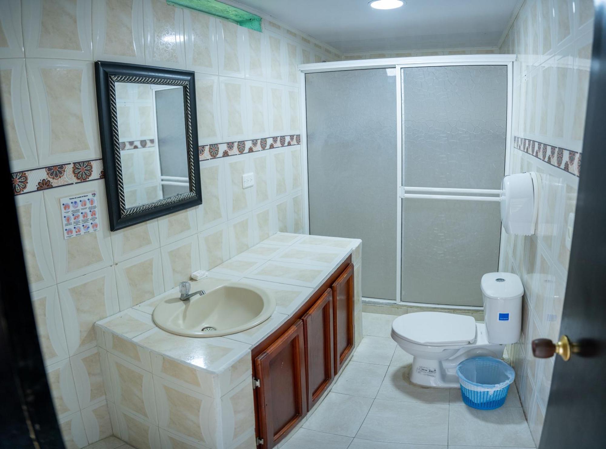 Rocky Cay Guest house *