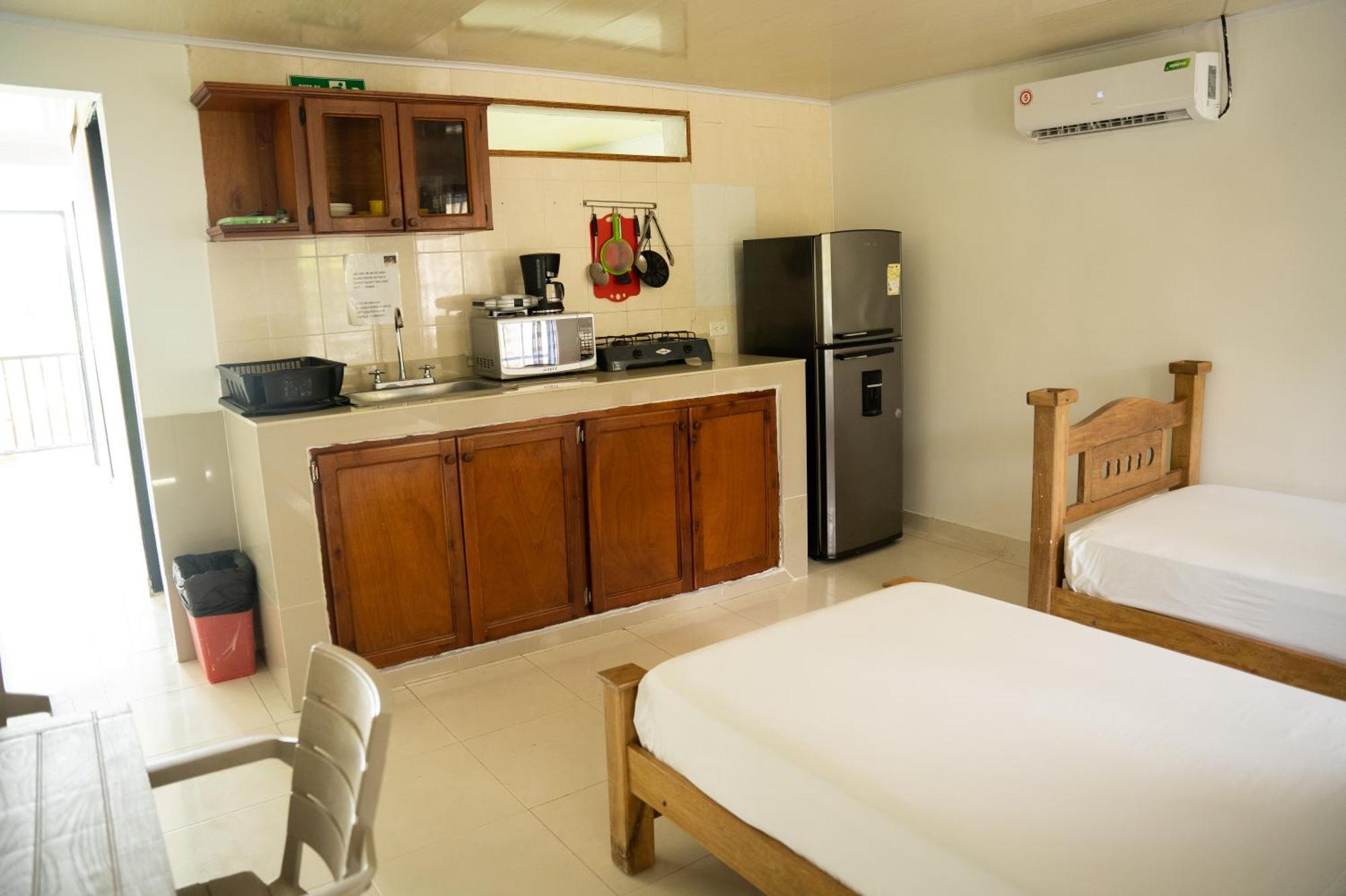 Rocky Cay Guest house