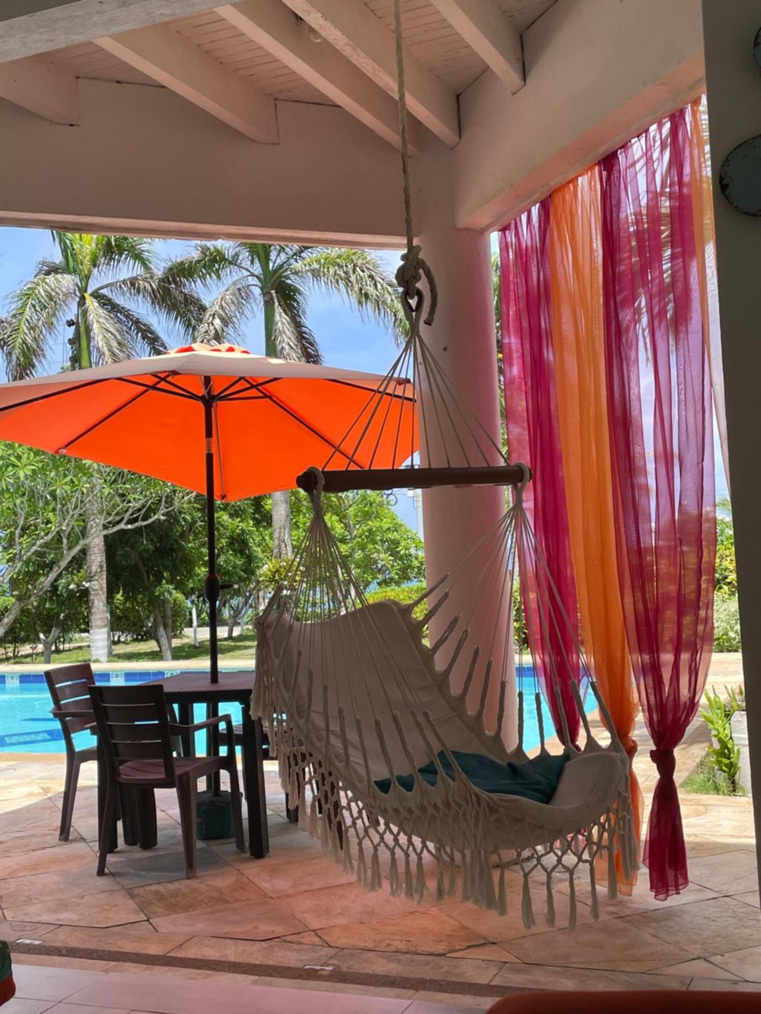 Casa De Flores Tropical 4*