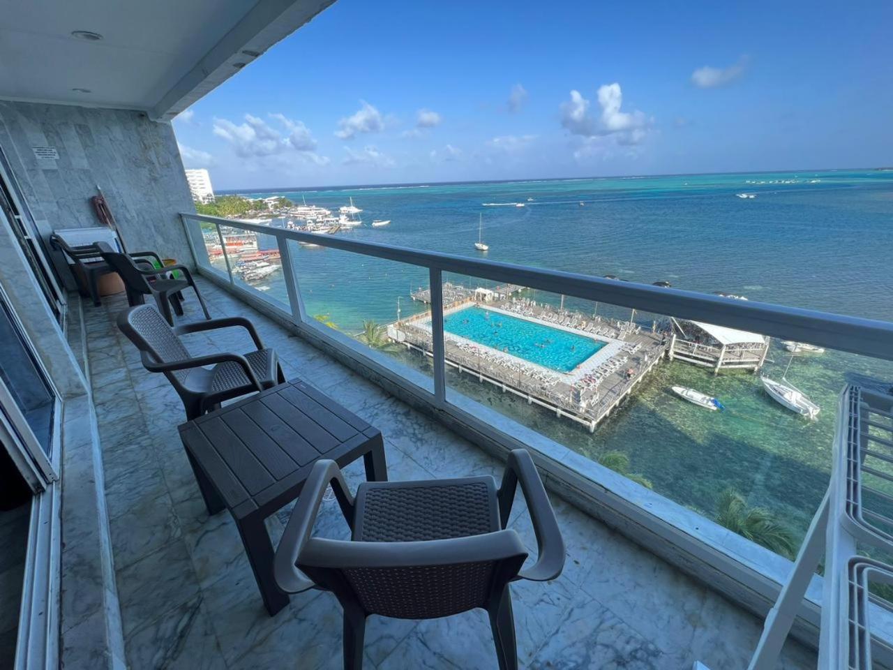 Con Playa Privada Y Vista Al Mar Apartamento San Andrés