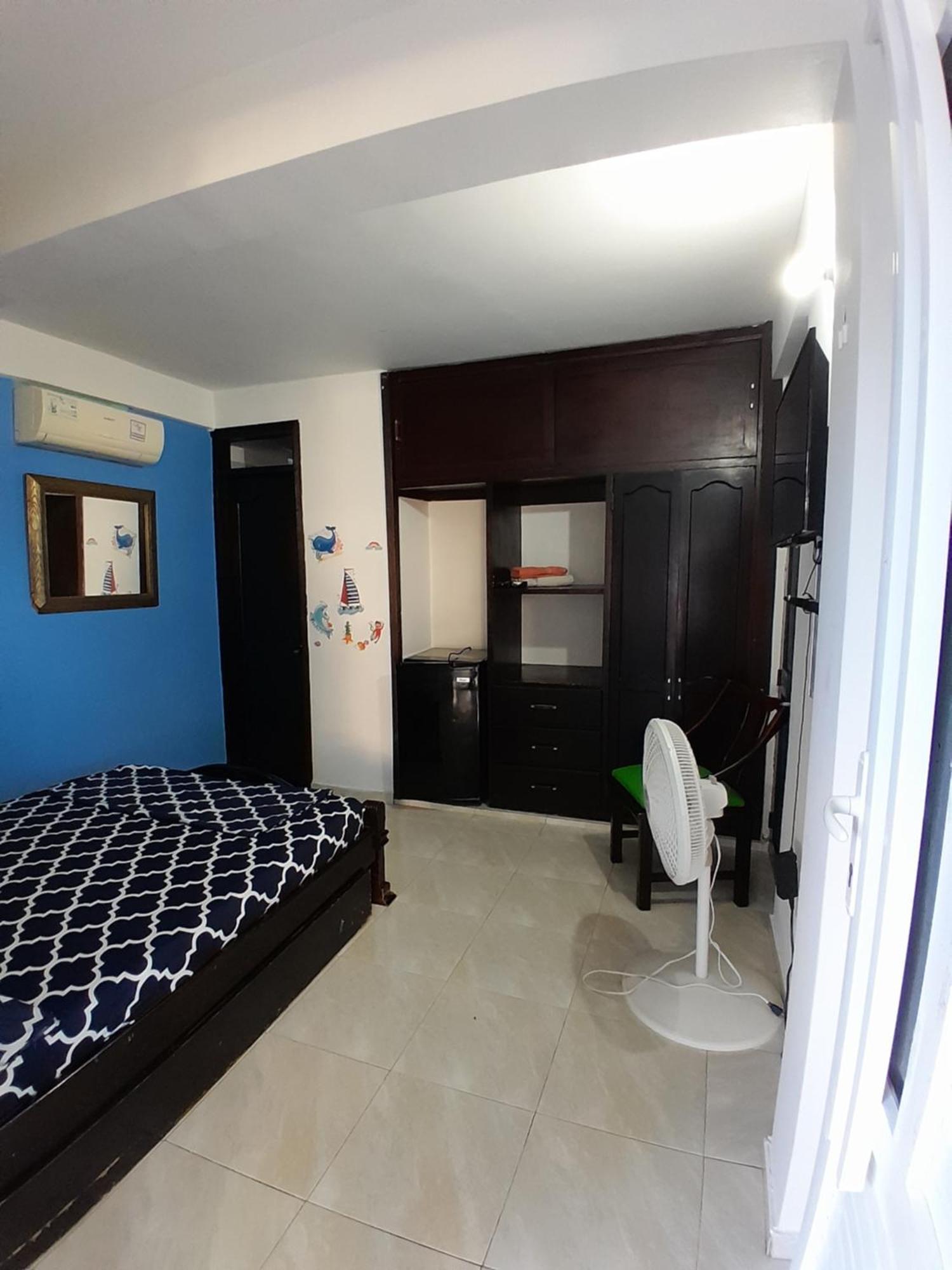 Hospedaje Brisas Del Mar 1a *