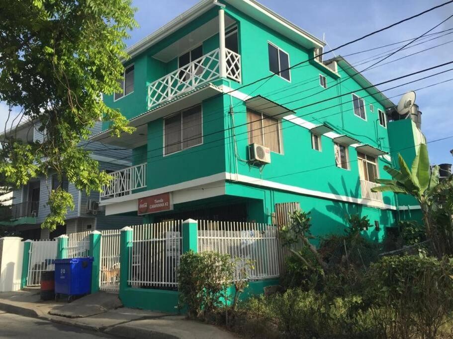 Casa Turistica Donde Mathy's #1 Barrio Sarie Bay Apartamento *