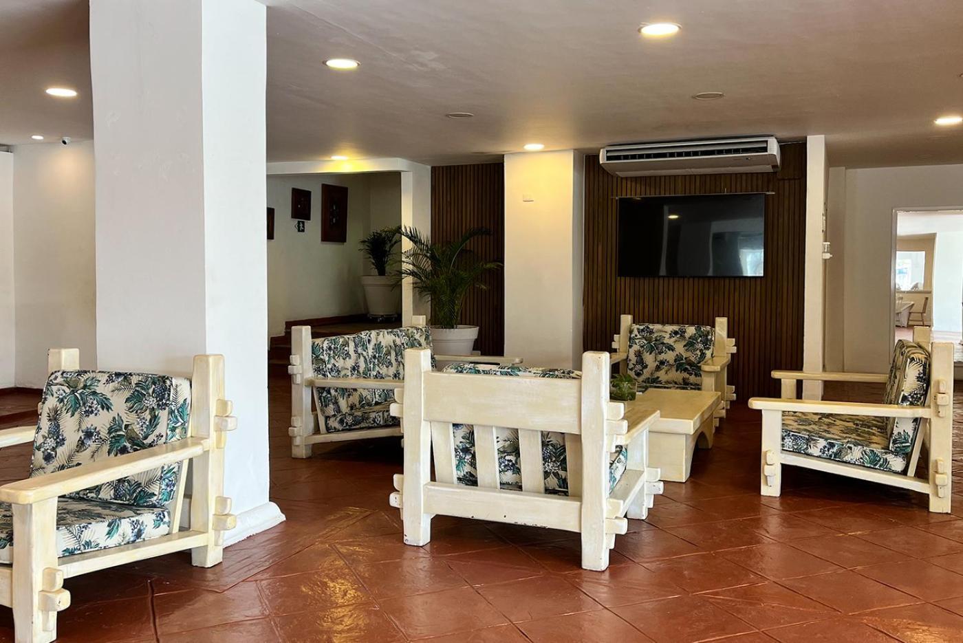 Sol Caribe Sea Flower Hotel