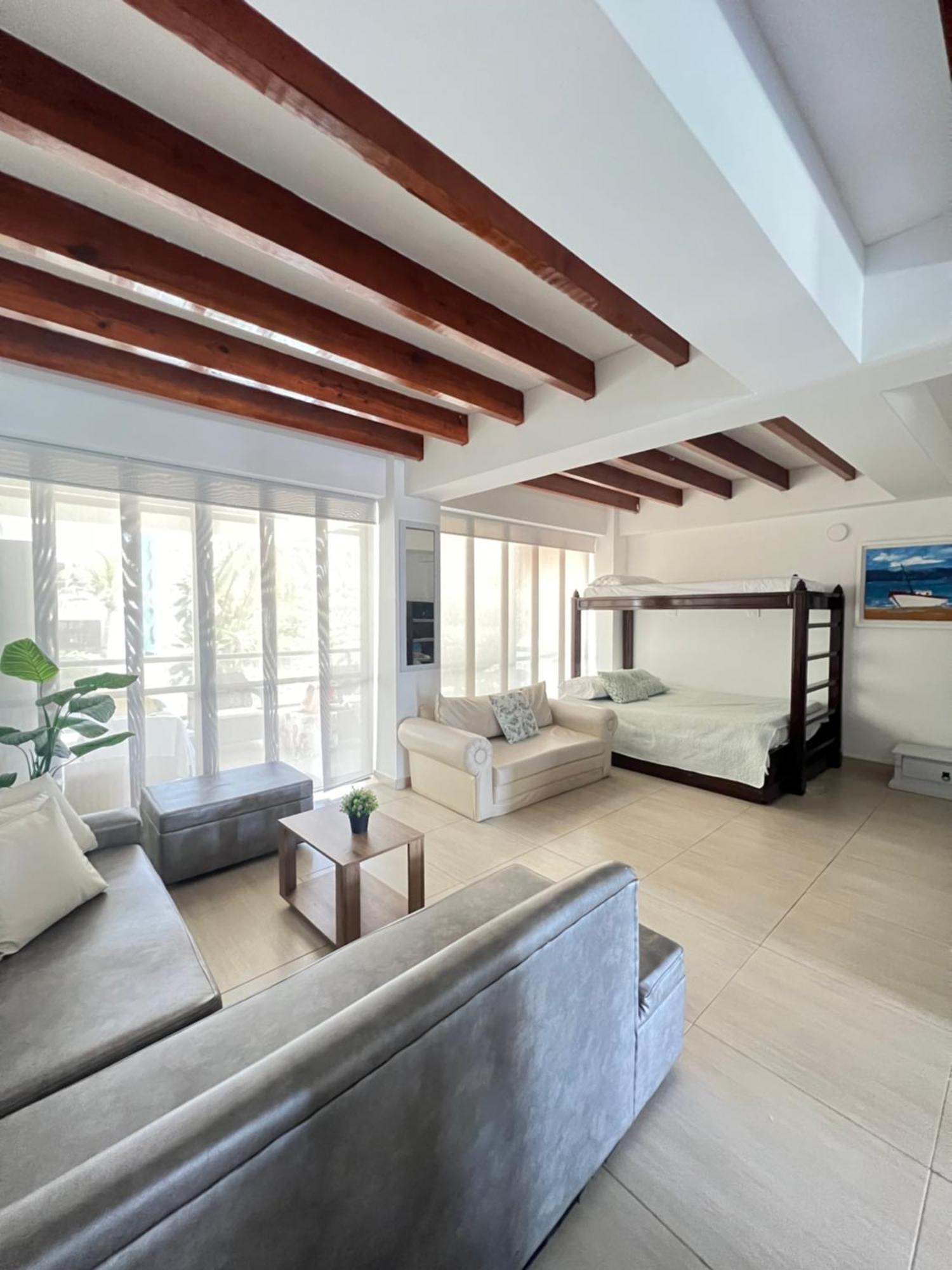Edificio Bay Point Apartmento 307