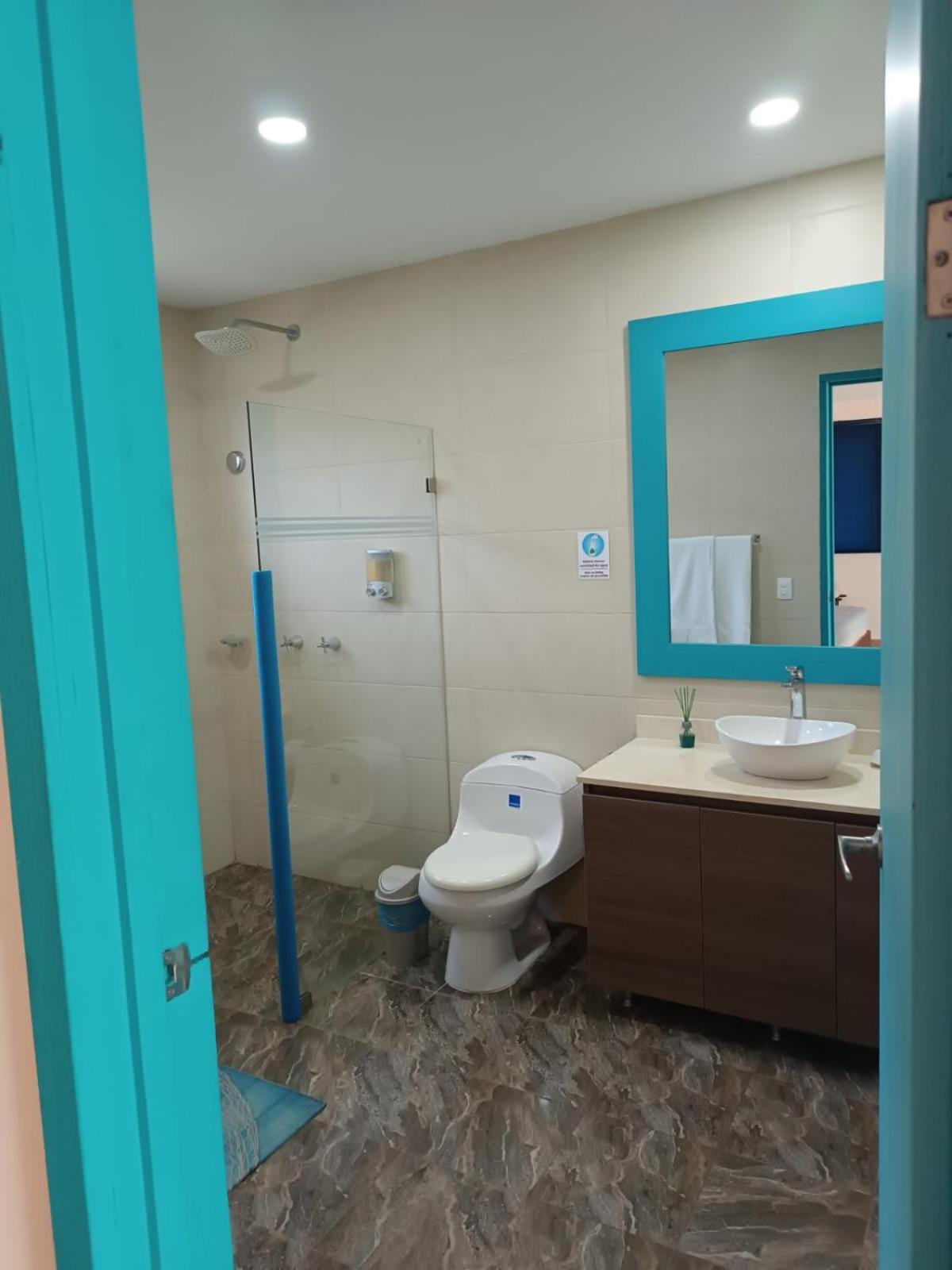 Blue Lizard House Lodge San Andrés