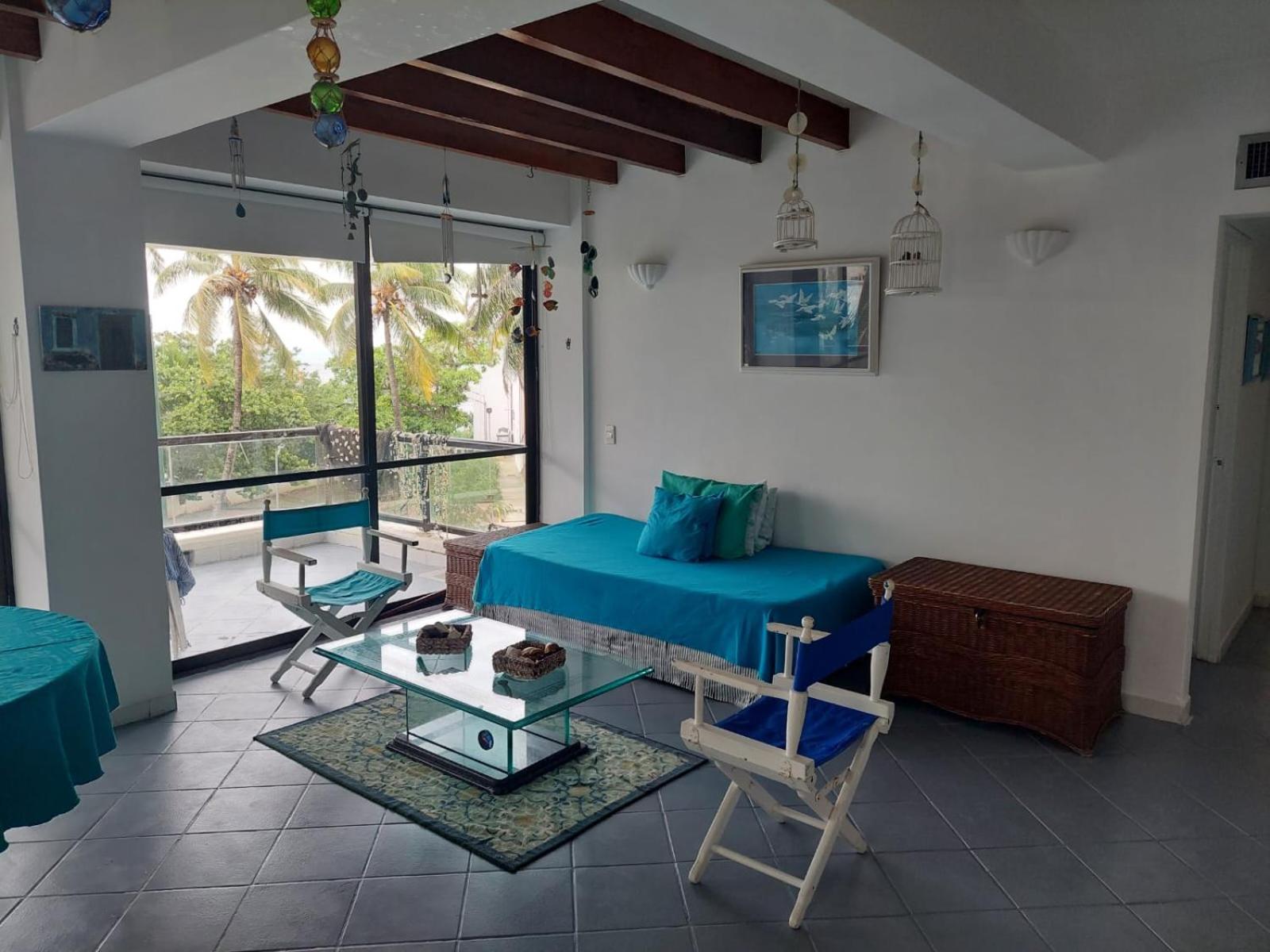 Apartamento En Frente Al Mar Con Piscina *