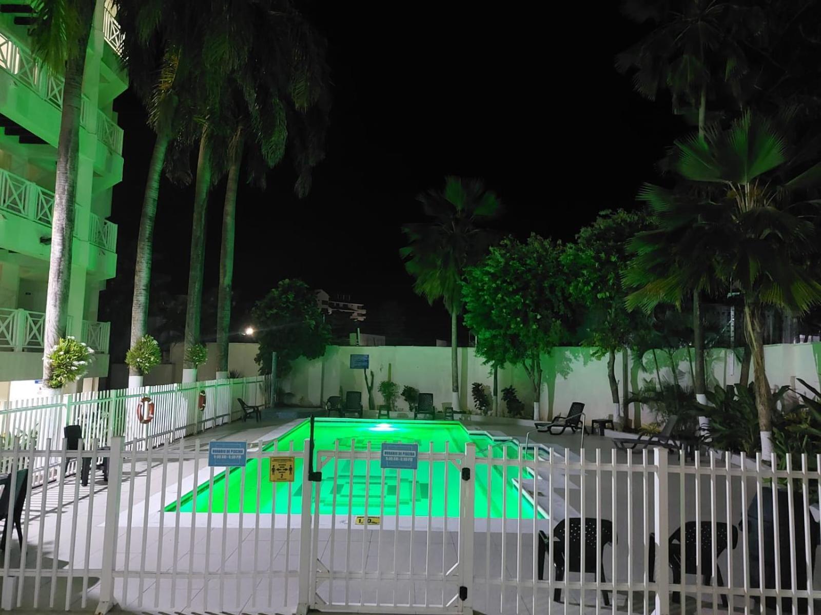 En Frente Al Mar Con Piscina Apartamento San Andrés