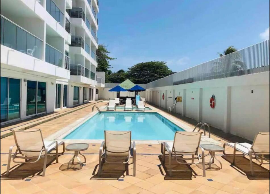 Nuevos Hermosos 1 Cuadra De La Playa Apartamento