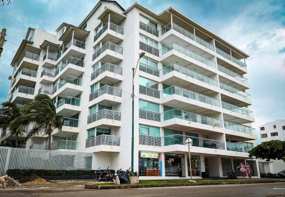 Apartamento Nuevos Hermosos 1 Cuadra De La Playa *