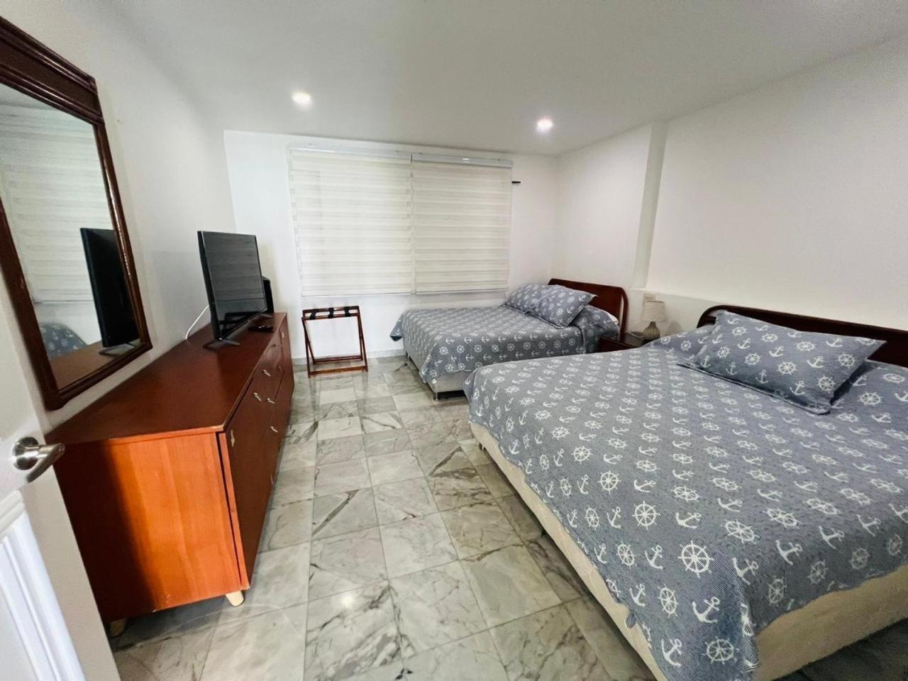 Apartamento Con Playa Privada Y Vista Al Mar *