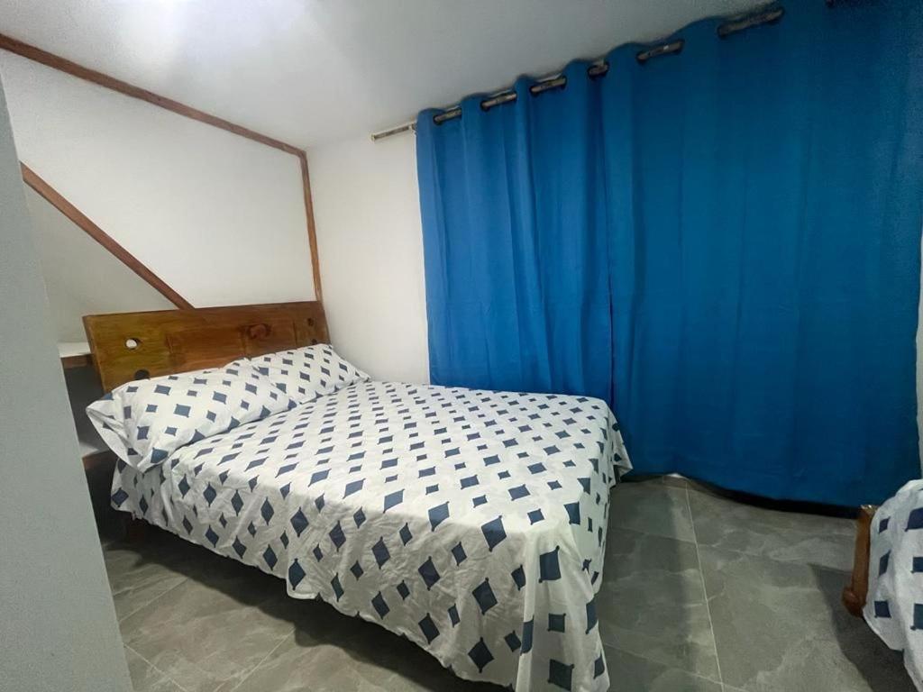 Manatwar * San Andrés