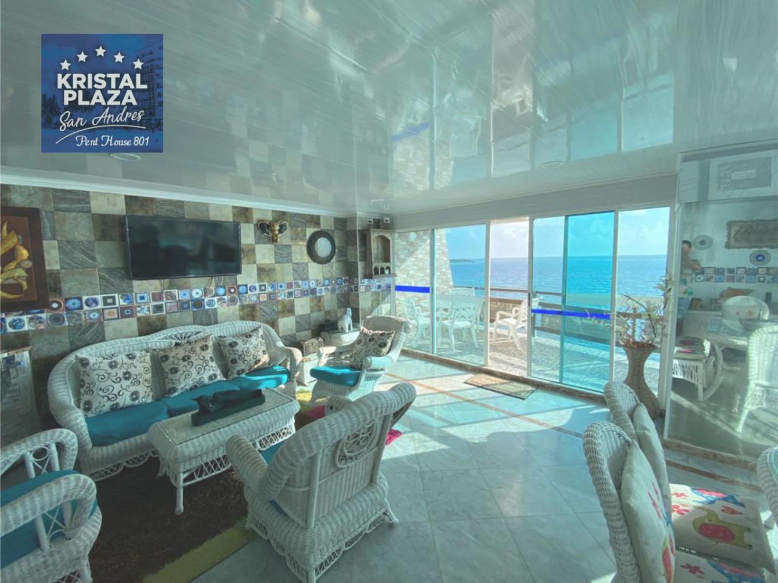 Apartamento Kristhal Plaza 801 *