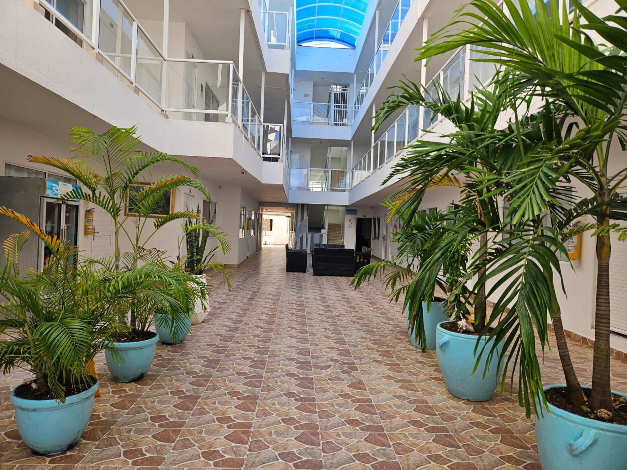 Caribbean Island Piso 2 Apartahotel 3*