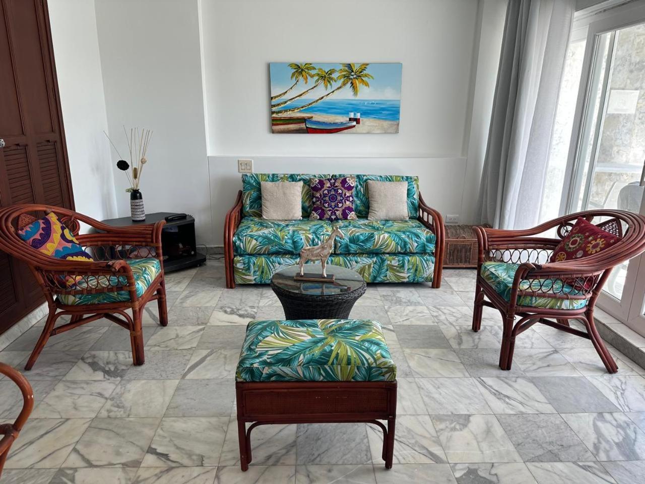 Apartamento Exclusivos Con Playa Privada *