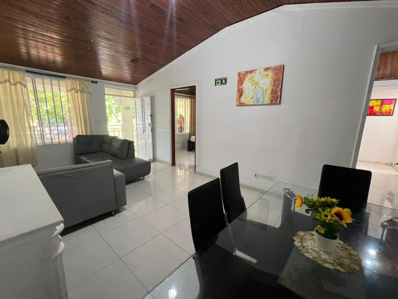 Manatwar Apartment *