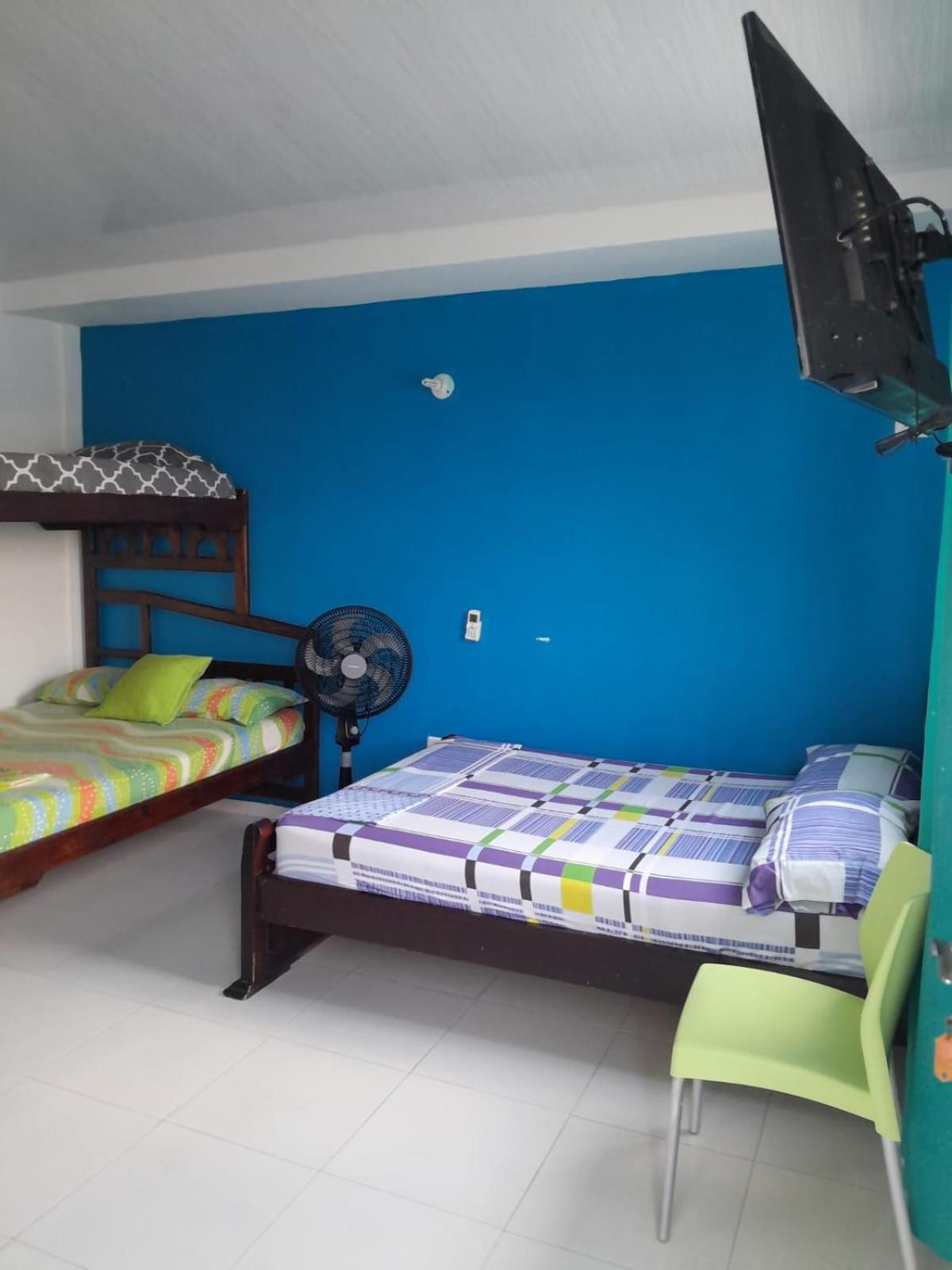 Brisas Del Mar 3b *