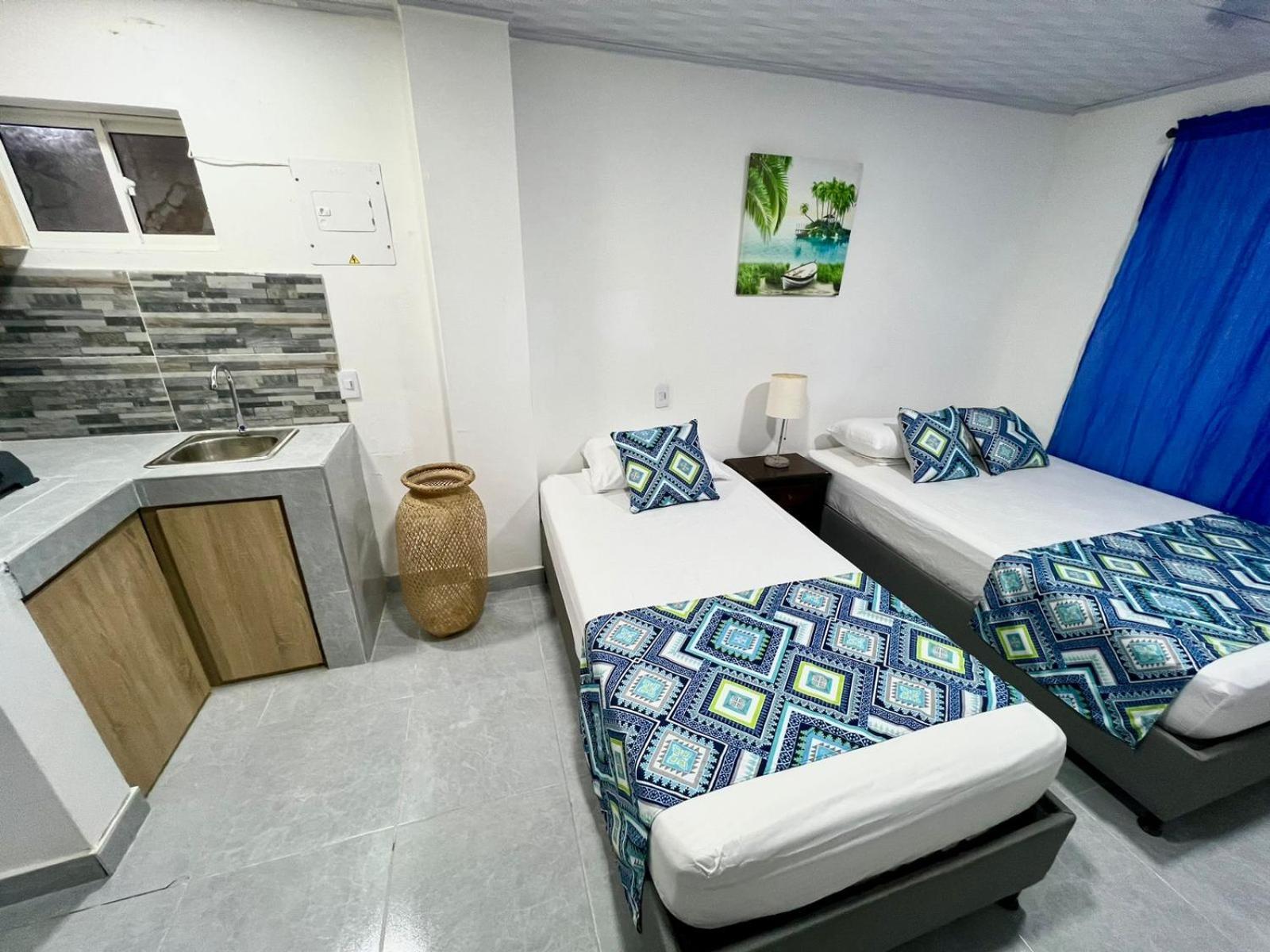 Limsor Town San Andrés