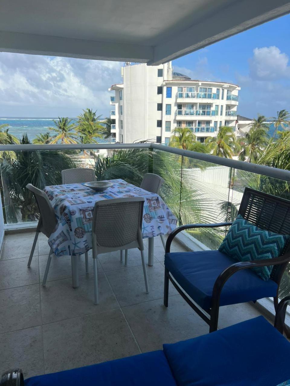 Hermoso Con Vista Al Mar Apartamento *