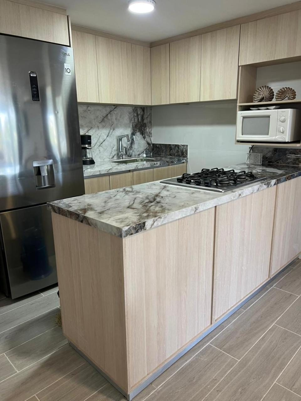 Apartamento Hermoso Con Vista Al Mar *