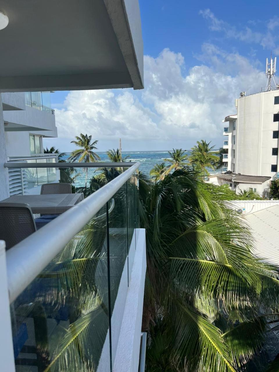 Hermoso Con Vista Al Mar Apartamento