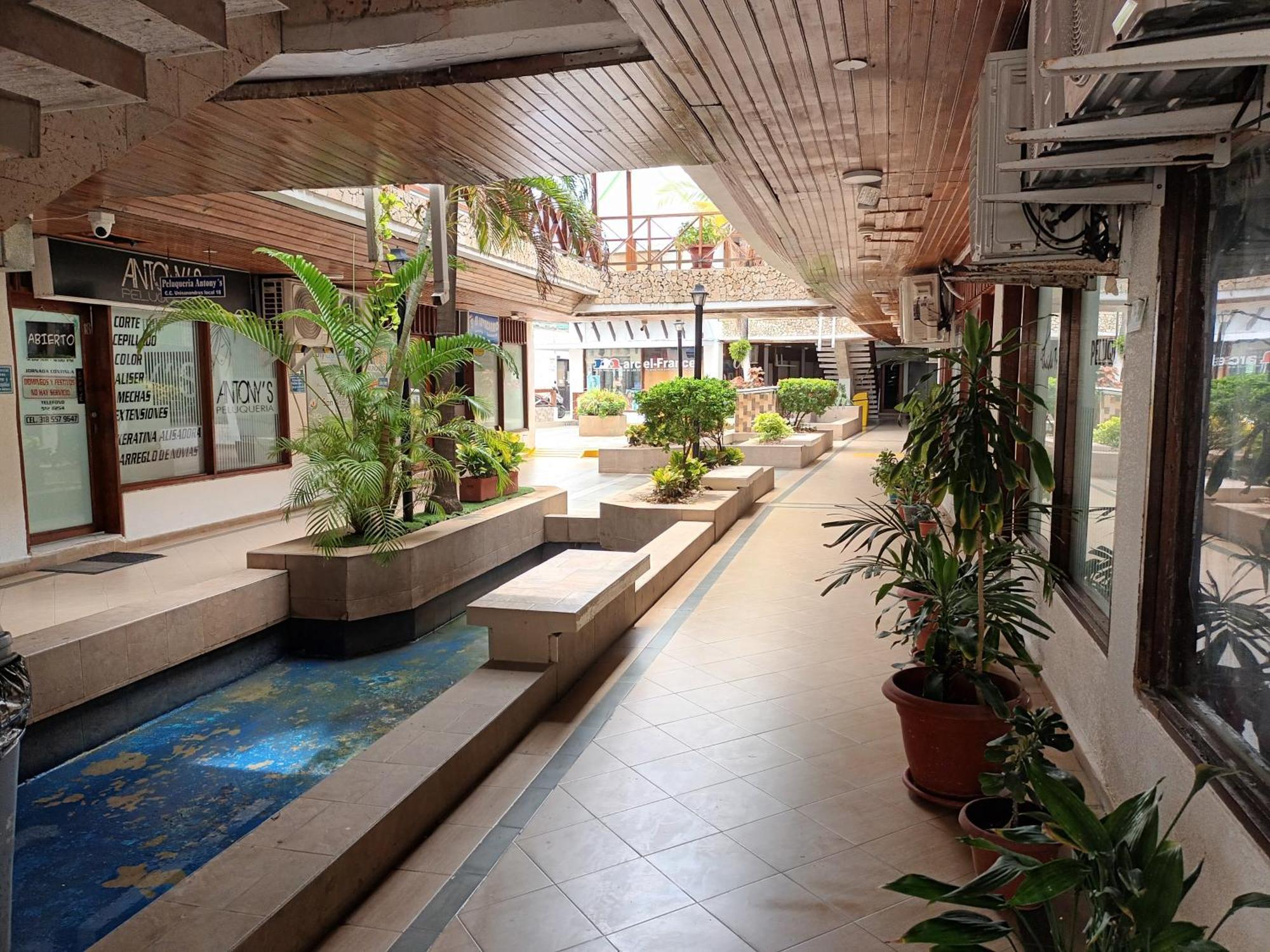 Erlis Place 17b A Solo Cuadra De La Playa Y El Malecon San Andrés