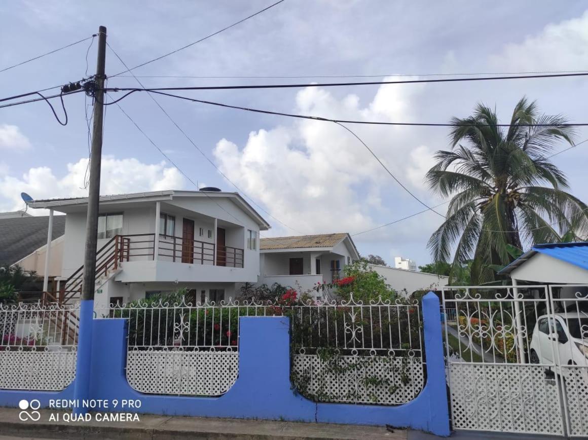 Inn Yard San Andrés