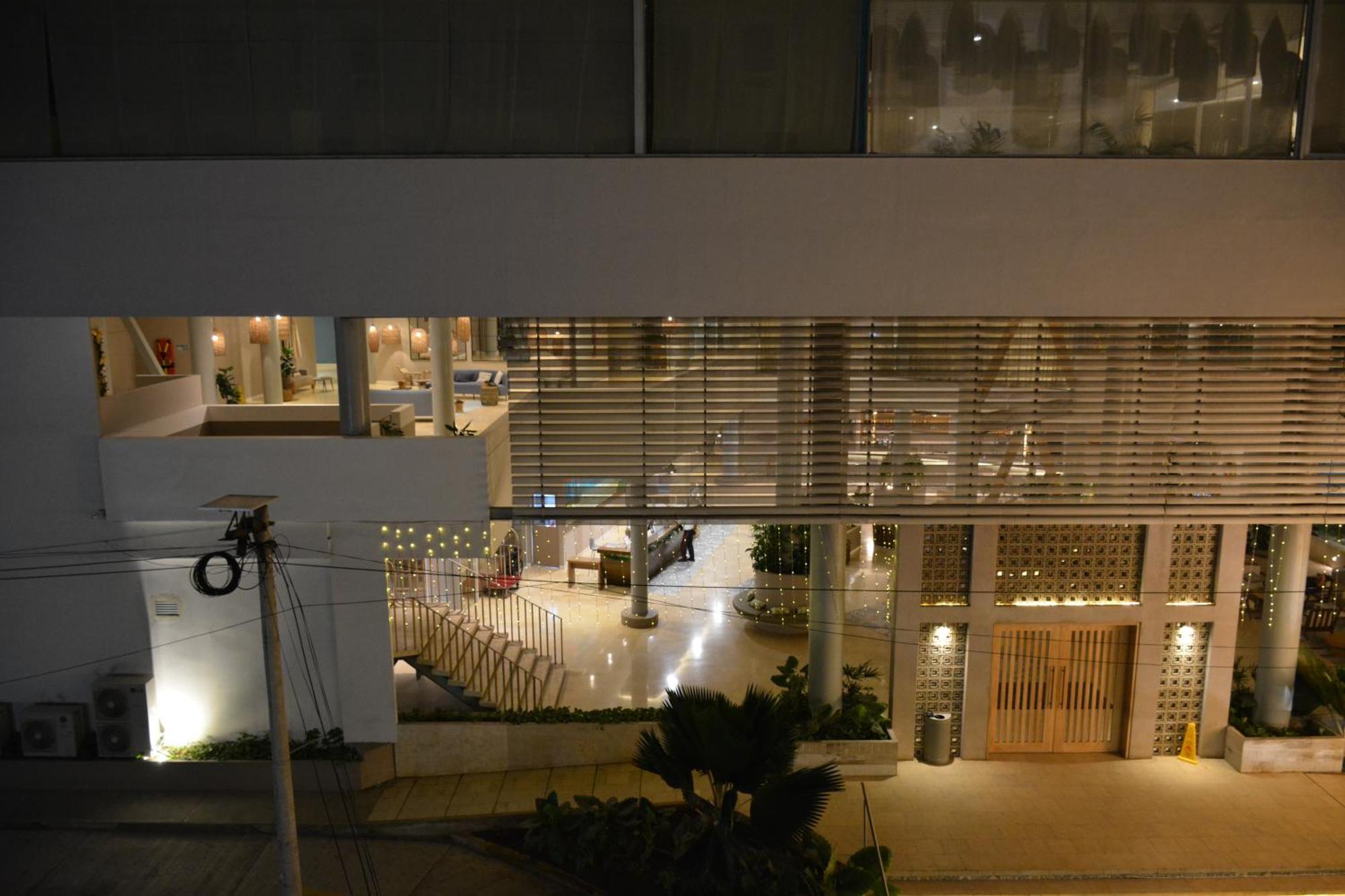 Modern New 3 Bedroom 5min To Shops Restaurants Apartamento