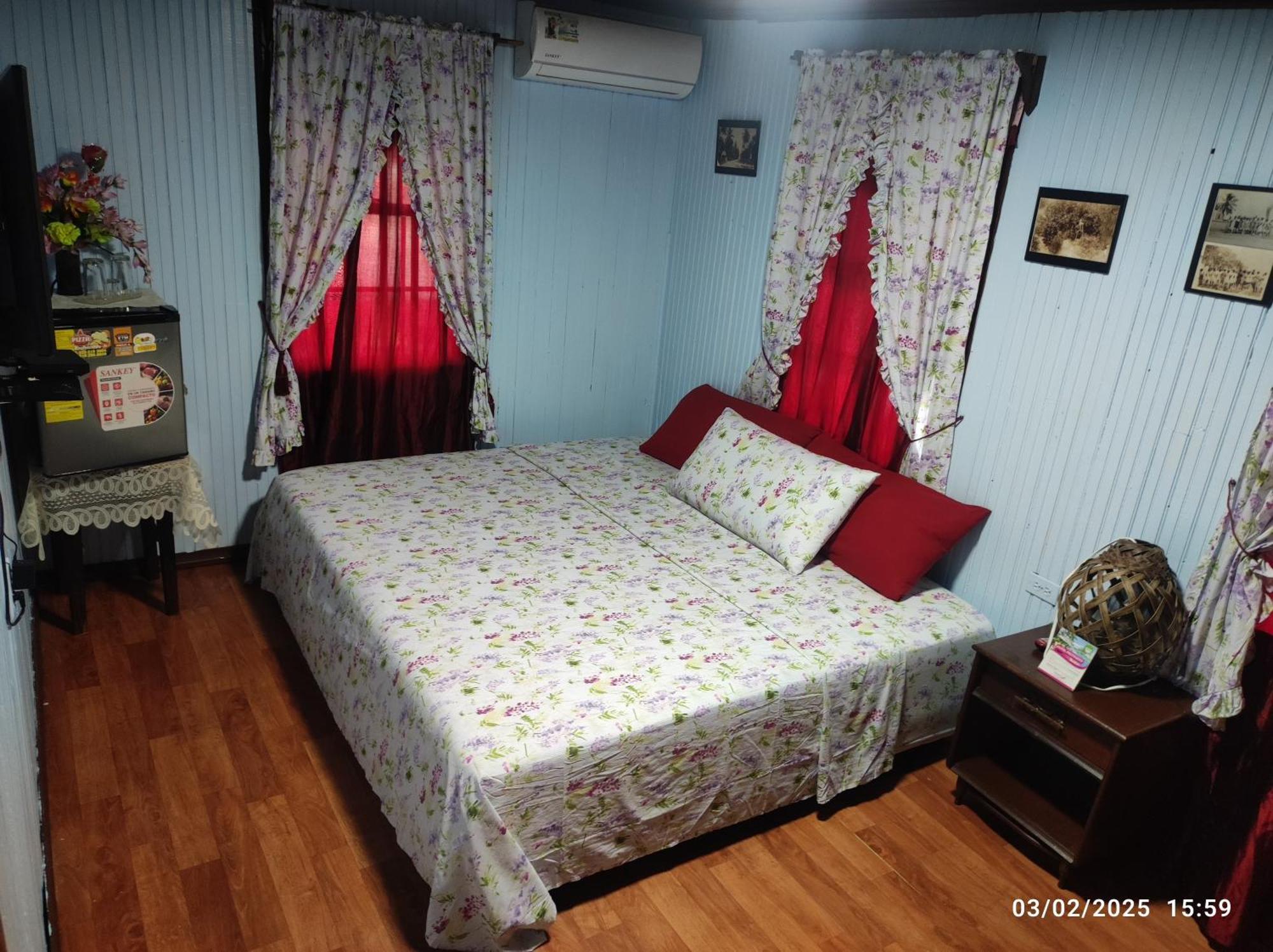 Inn Nativa Miss Trinie