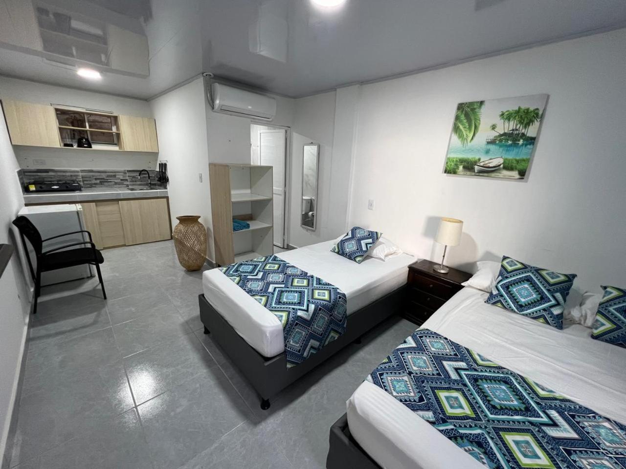Apartahotel Limsor Town *