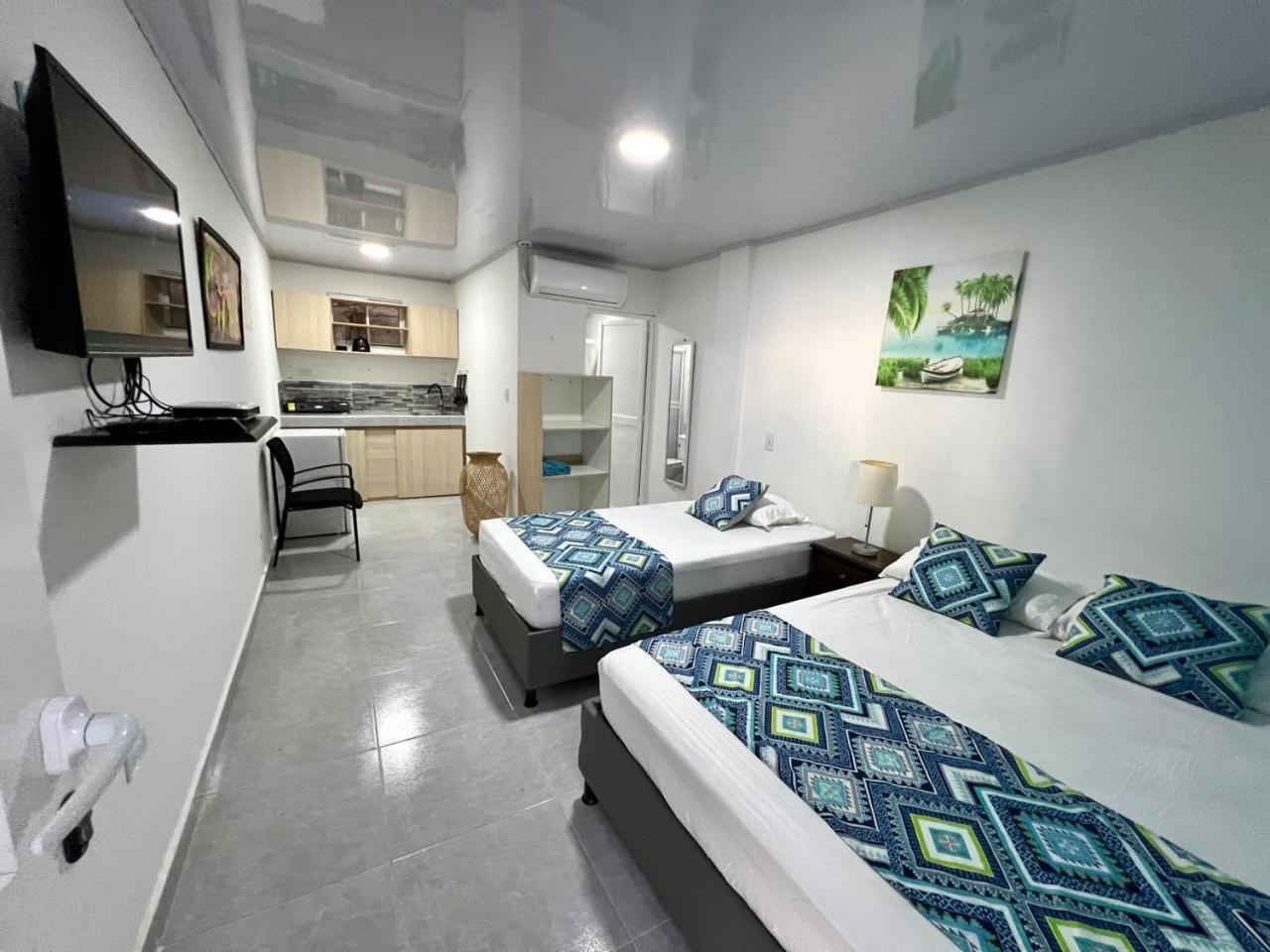 Apartahotel Limsor Town