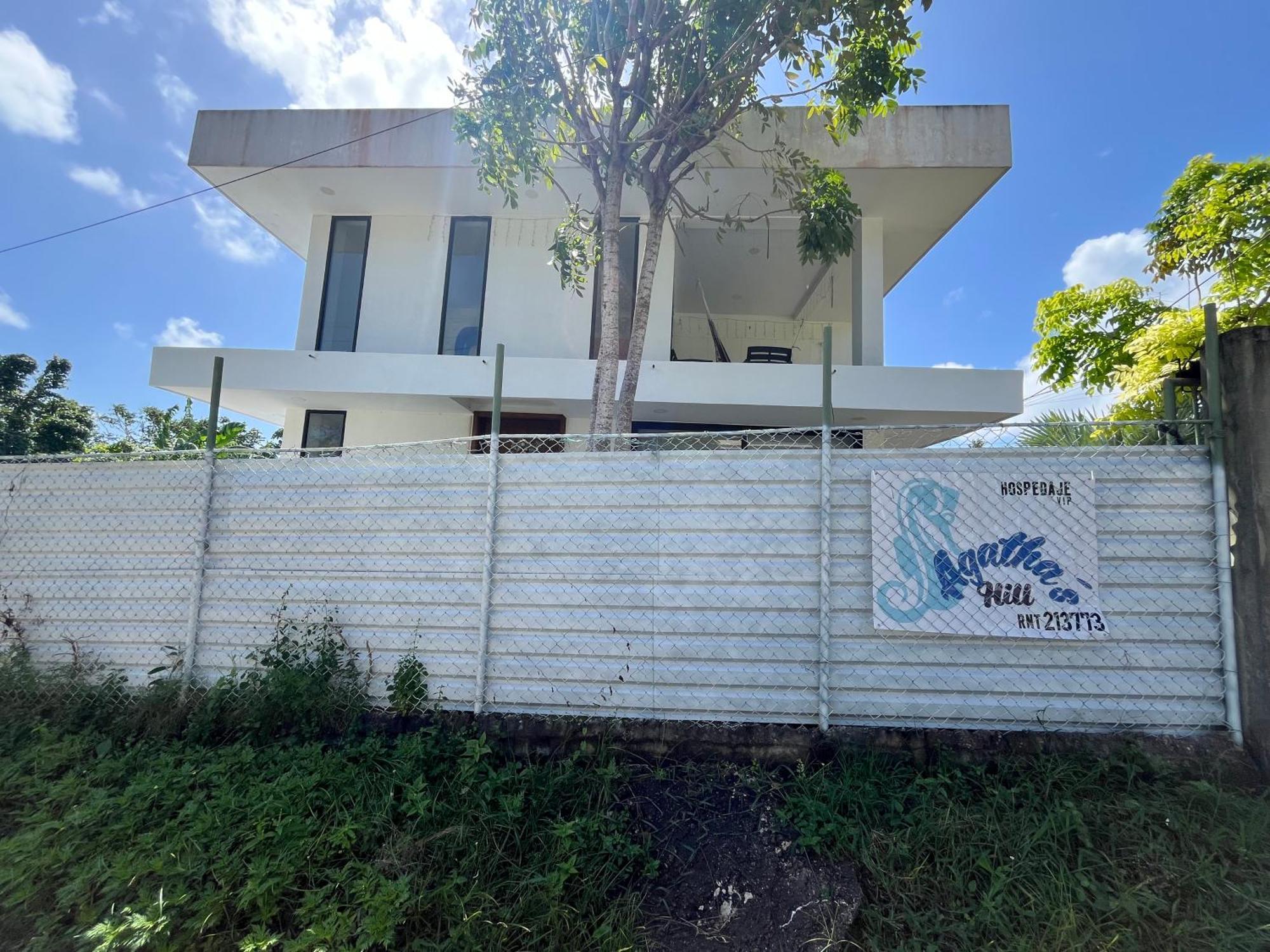Agathas Hill Vip * San Andrés