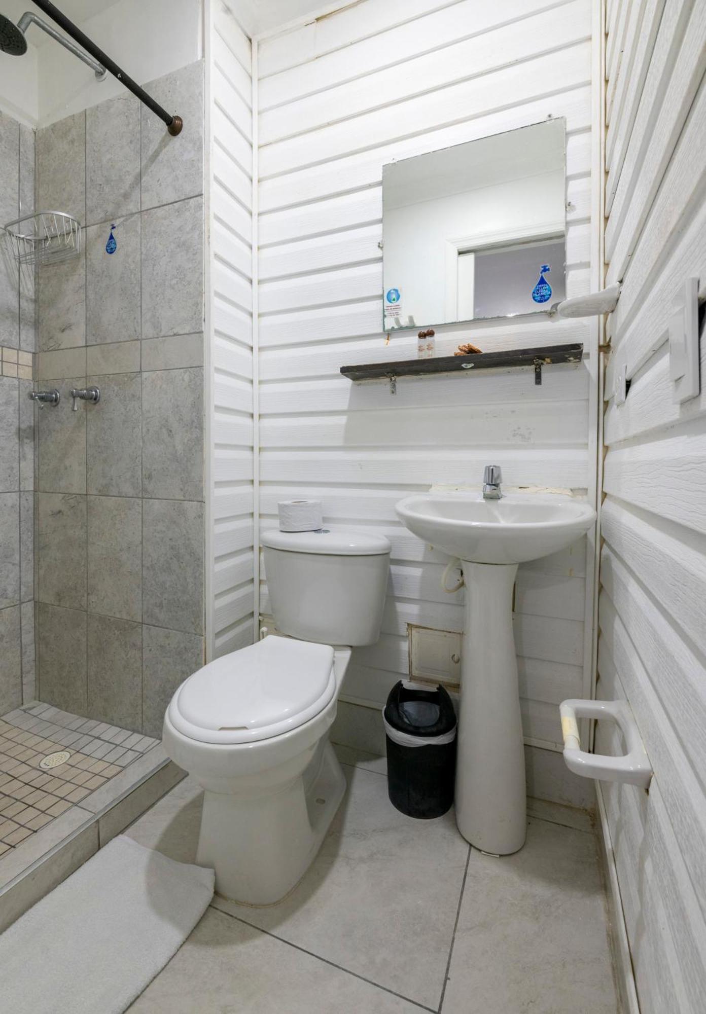 Lunas Hotel